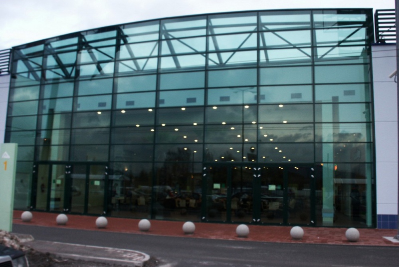 Obchodné centrum Dubeň a Hypermarket Carrefour, Žilina
